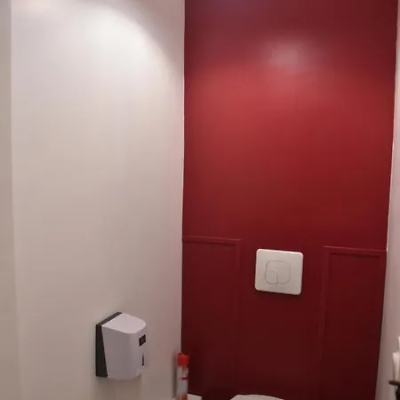 G.y.t.e's Apartment *
